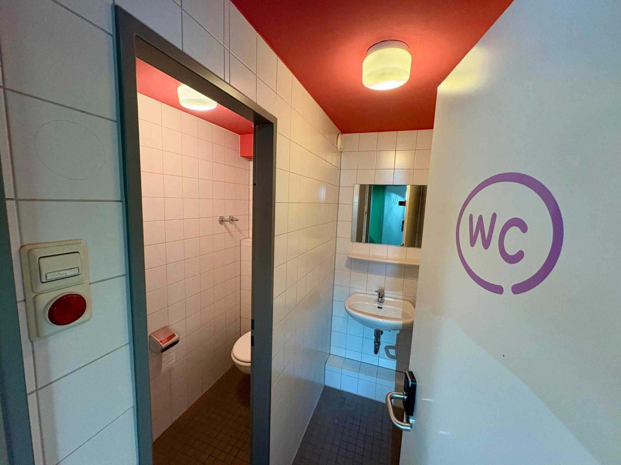 Hokk Hotel ไฟรบวร์กอิมไบรส์เกา ภายนอก รูปภาพ
